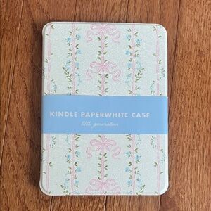 NWT Francesca’s Kindle Paperwhite 12th Generation Pink Bow Coquette Case
